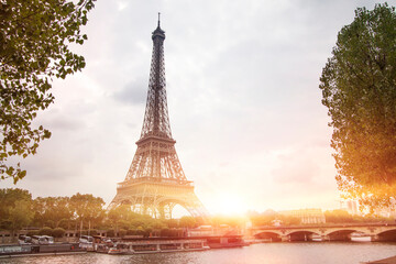 Fototapeta na wymiar Eiffel Tower from Seine river, Paris, France.
