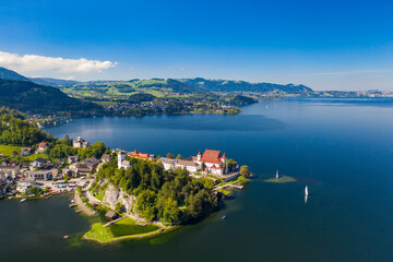 Johannesbergkapelle und Kloster Traunkirchen am Traunsee in &Ouml;sterreich