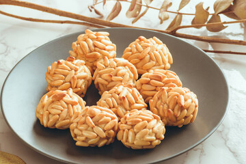 Panellets, postre típico catalan para el día de la castañanda