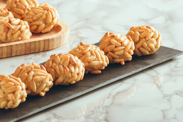 Panellets, postre típico catalan para el día de la castañanda