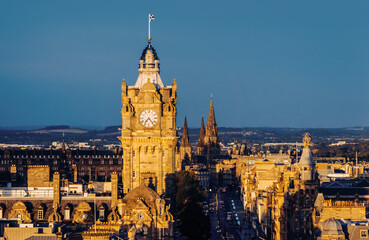 Naklejka premium Edinburgh city skyline from Calton Hill., United Kingdom