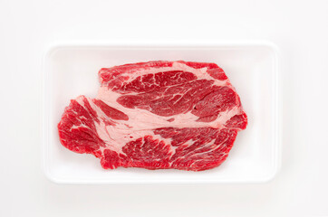 牛肩ロース（ステーキ肉）
