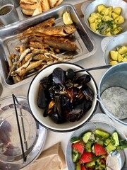 mussels with seafood