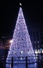 Árbol de navidad. La iluminación de Vigo