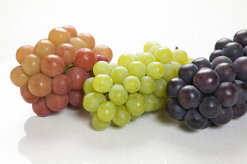 三種類のブドウ