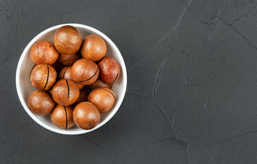 Macadamia nut in bowl