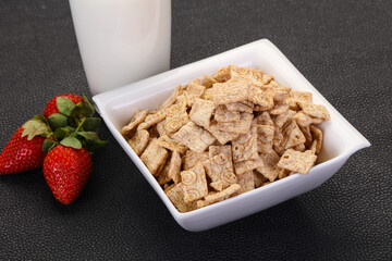 Wheat flakes for breakfast