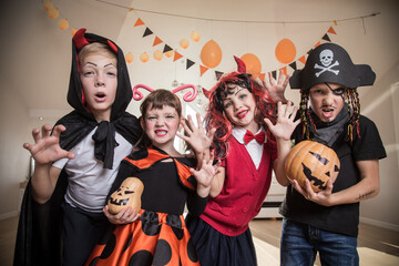 kids in Halloween party
