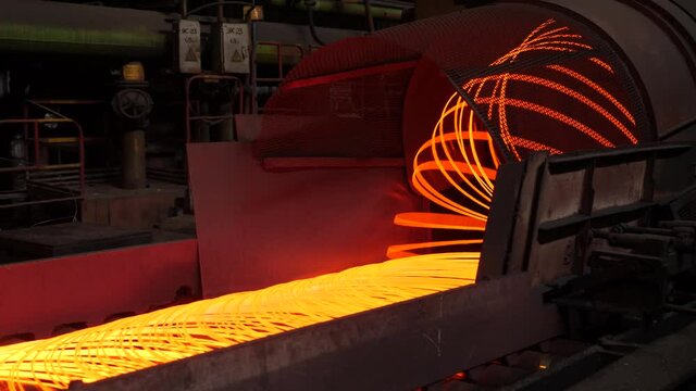 The production process in the rolling mill
