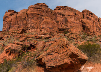 Fototapeta premium Giant Boulders and The Red Sandstone Walls of Johnson Canyon, Snow Canyon State Park, Utah, USA