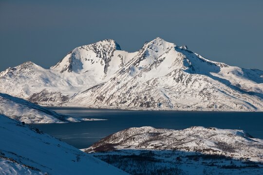 Kvalloya Sallir coastal landscape Norway