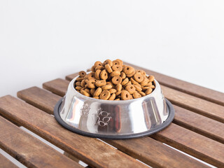 dog food bowl