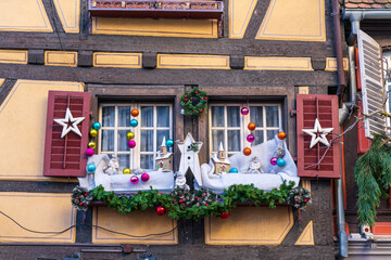 Fototapeta na wymiar Christmas decorations in the Christmas Market, Alsace, France
