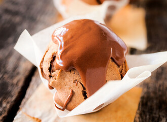 Melting chocolate on cake