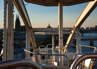 Blick auf den Kölner Dom vom Schokoladenmuseum
