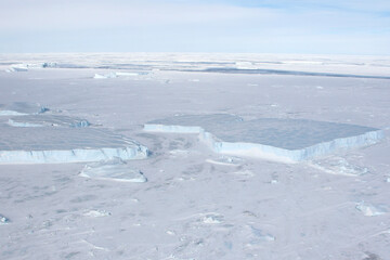 Sea ice on Antarctica © Yay Images