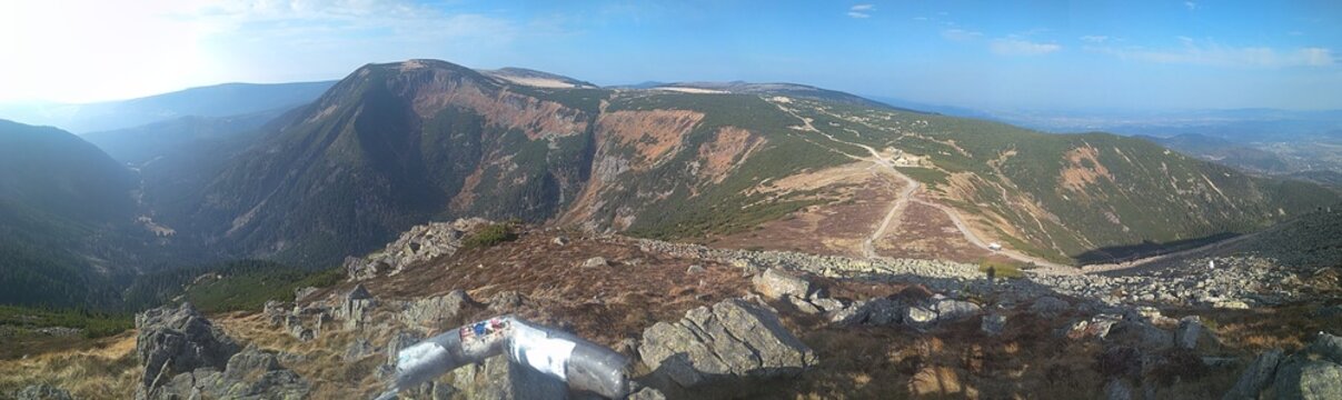 Panoramic view on Karkonosze mountains from Snieszka peak