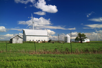 Fototapeta na wymiar Wind Energy in a Agricultural Landscape