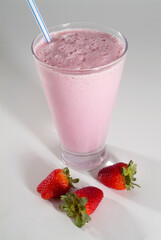 yogurt with strawberry