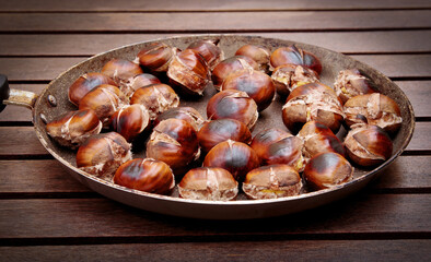 freshly roasted chestnuts, harvest 2020 