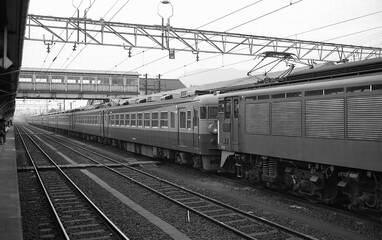 Fototapeta premium 鉄道国鉄・信越線軽井沢駅EF63補助電気機関車連結作業