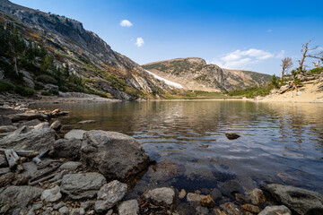 Fototapeta premium St Marys Lake and glacier in Colorado, wide angle view on a sunny day