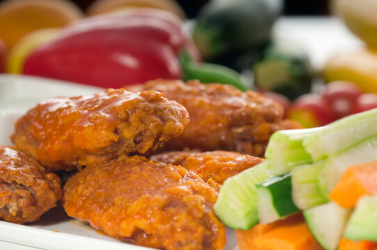  Buffalo Chicken Wings Served With Pinzimonio