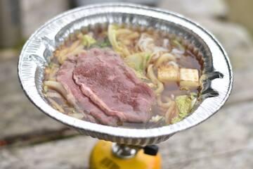 キャンプ飯