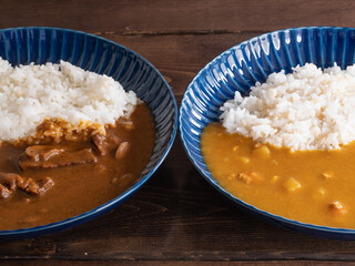 ビーフカレーライスとポークカレーライス。