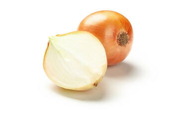 Obraz na płótnie Canvas Natural raw onion isolated on white background