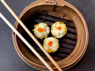 Close up steaming Chicken Shumai (Shaomai, Siumaai)