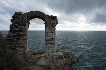 Ancient door arc at the Black sea