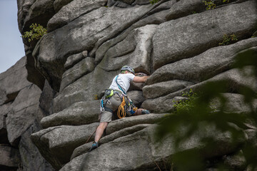 klettern Bouldern Felswand Kletterer