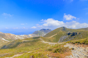 久住山から見た初秋のくじゅう連山　大分県玖珠郡　Kujuurenzan Trail early autumn seen from Mt.Kujuusan Ooita-ken Kusu-gun