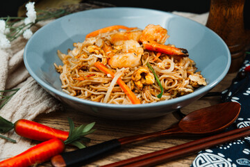 asian food fried noodle on the table