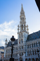 Fototapeta na wymiar ベルギー　ブリュッセルのグラン・プラスに建つ市庁舎
