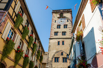 Ribeauvillé, Metzgerturm, Turm, Torturm, Weindorf, Weinstrasse, Elsass, historische Häuser,...