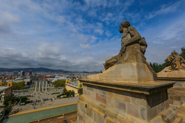 Obraz premium Midday over Barcelona Spain Square of Spain Evening urban panorama with statue top view.