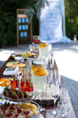 served table in restaurant