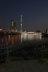 Fototapeta premium 隅田川夜景 高速道路レーザービーム 白鬚橋ライトアップ