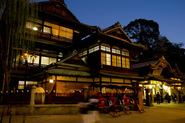 道後温泉本館夜景