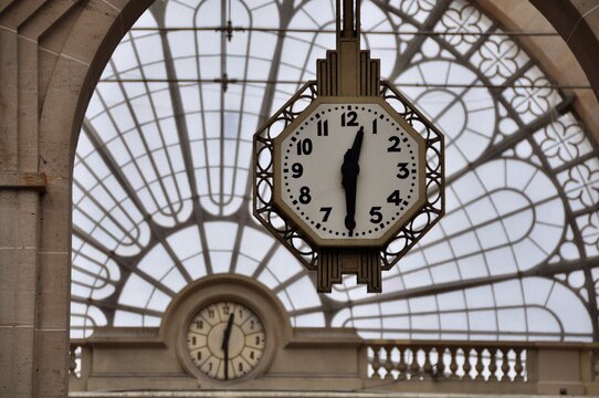 Transit Station Clocks