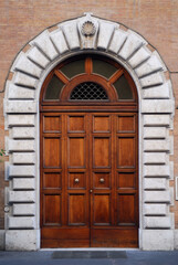 Fototapeta na wymiar Classic door in Rome Italy