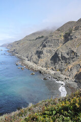 Obraz premium Landscape view of the Pacific Ocean and the suggest coastline along Big Sur, California
