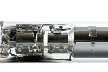 Vacuum tube