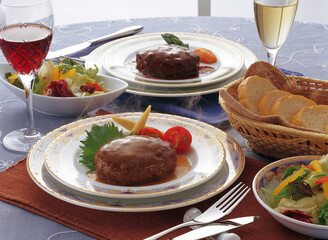 2種類のハンバーグ