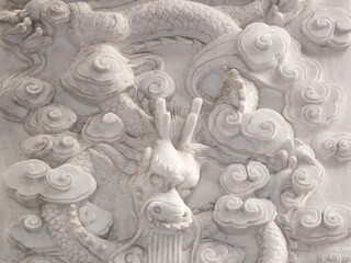神戸南京町の中華街の龍の彫刻