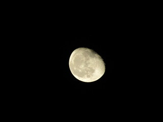 Here are some photos of moon phases which i have taken in past few nights in October 2020
Location- Haridwar, Uttarakhand, India