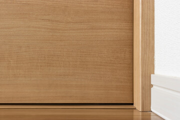 新築住宅の引き戸のクローズアップ