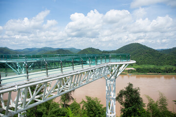 Obraz premium sky walk, a new landmark on the Mekong River Chiang Khan District, Loei Province, Thailand